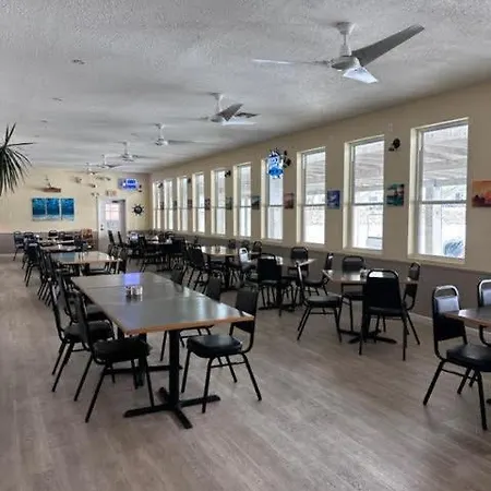 White Sands Inn, Marina, Bar & Grill-2