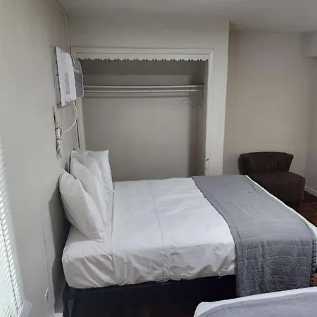 Yankee Clipper Resort Motel-2