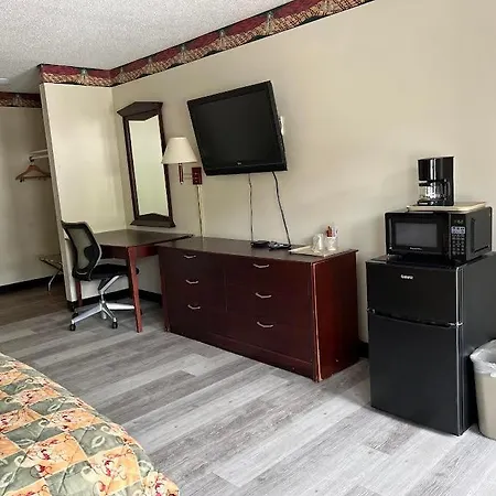Yorktown Motor Lodge-3