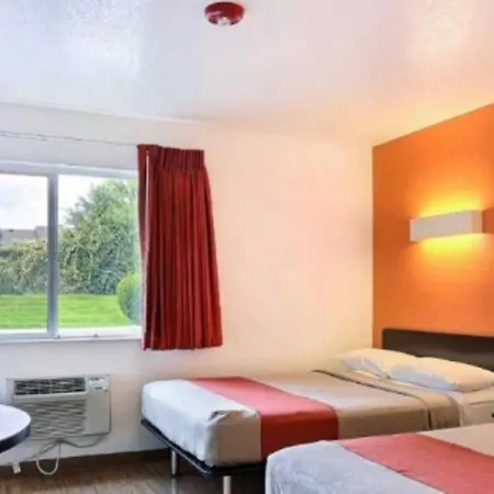 Hilltop Hotel-2