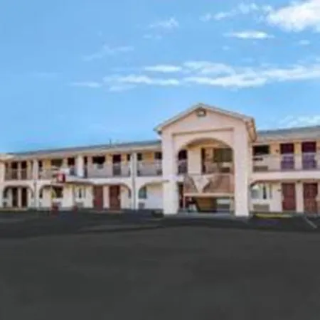 American Inn-2