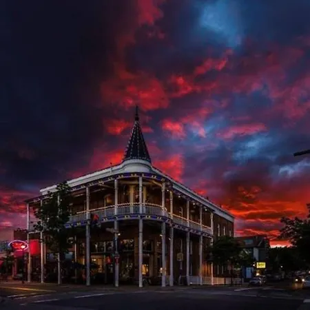 Weatherford Hotel-2
