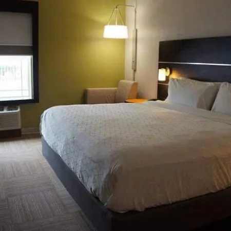 Holiday Inn Express Venice By Ihg-2