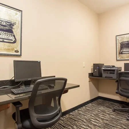 Holiday Inn Express & Suites Camden-I20-3
