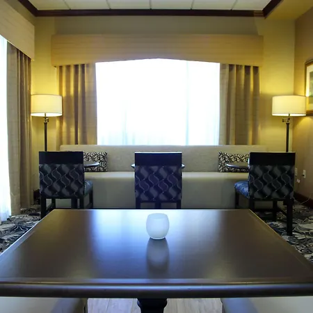 Hampton Inn By Hilton Clinton-3