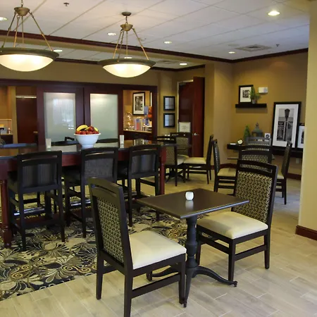 Hampton Inn By Hilton Clinton-2