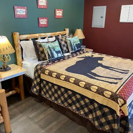 Cedar Mountain -Suite B-2