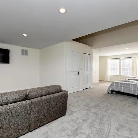 The Cg Suites-3