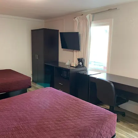 Whispering Pines Motel-2