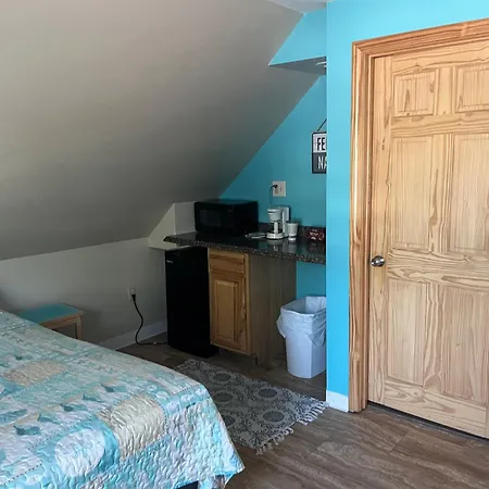 Pine View Lodge Old Orchard Beach-3