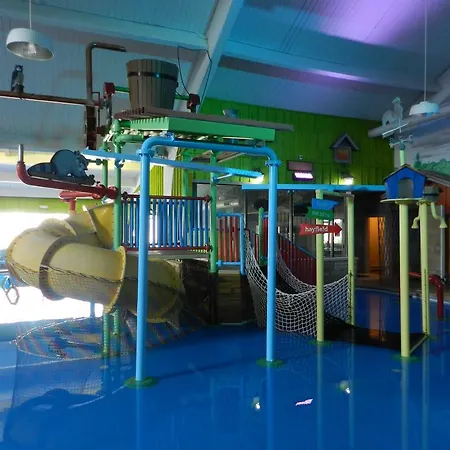 Ramada By Wyndham Williamsburg And Wasserbahn Waterpark-2