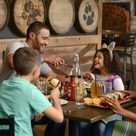 Great Wolf Lodge New England-2
