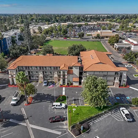 Hillstone Inn Tulare, An Ascend Collection Hotel-2