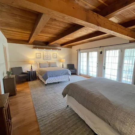 Berkshire Inn-2