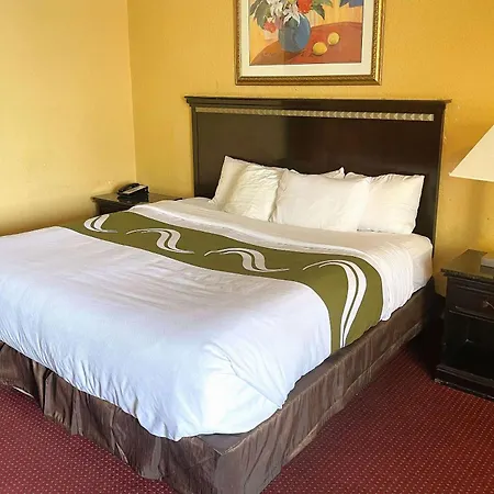 Howard Johnson By Wyndham Orlando-International Drive-2