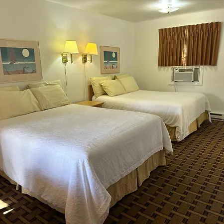 Ski'S Western Motel-3