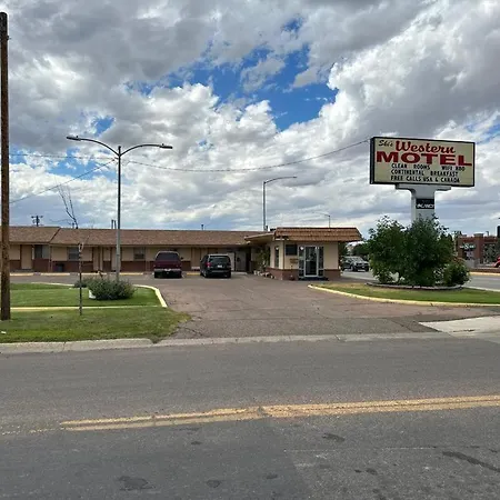 Ski'S Western Motel-2