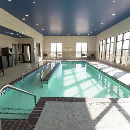 Hampton Inn & Suites Stroud-2