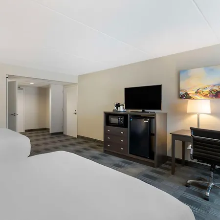 Best Western Plus Alexandria Fort Belvoir-3