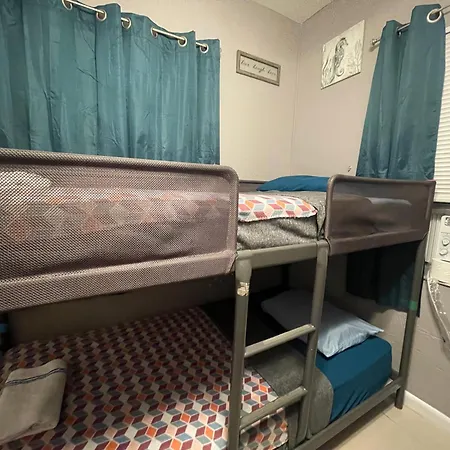 Miami Vibes "Hostel-Like" Shared Room-2