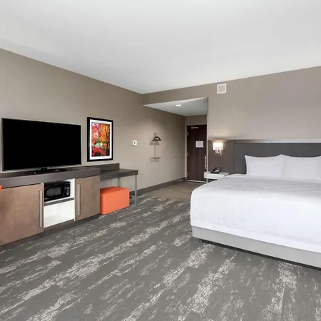 Hampton Inn & Suites Spokane Downtown-South-2