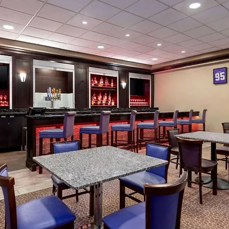 Iban Dallas Park Central Hotel, Trademark By Wyndham-3