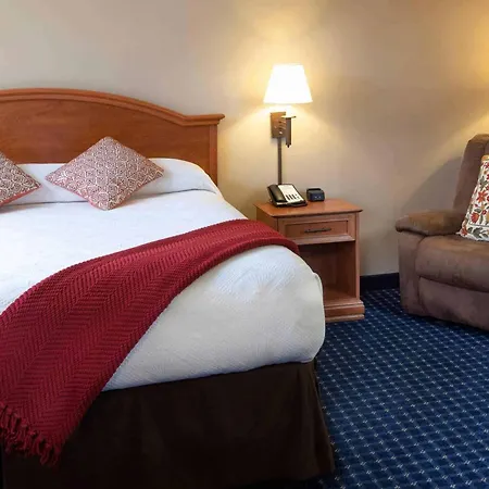 Hotel Glenwood Springs-3