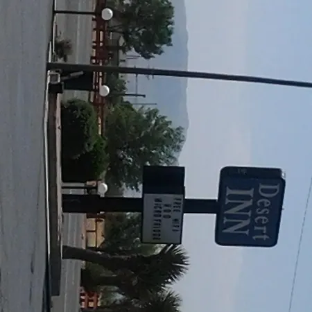 Desert Inn-2