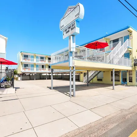 Tropicana Motel Wildwood Beach & Boardwalk-3