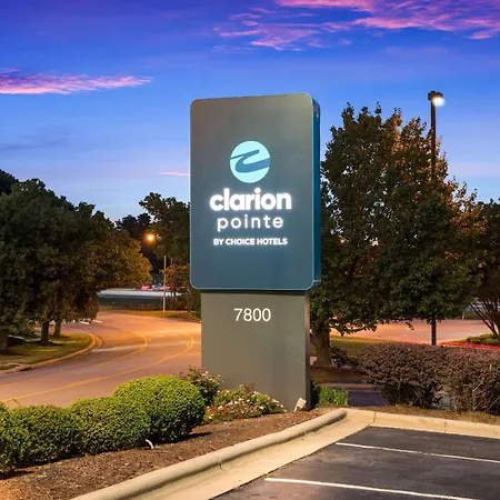 Clarion Pointe Greensboro Airport-3