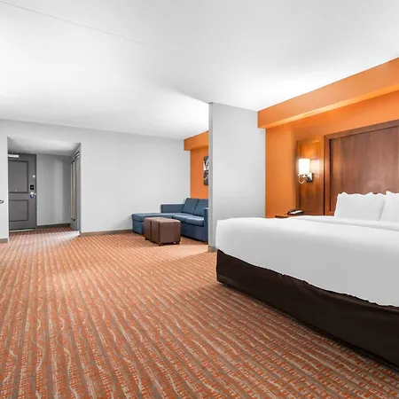 Comfort Suites Jackson I-40-2