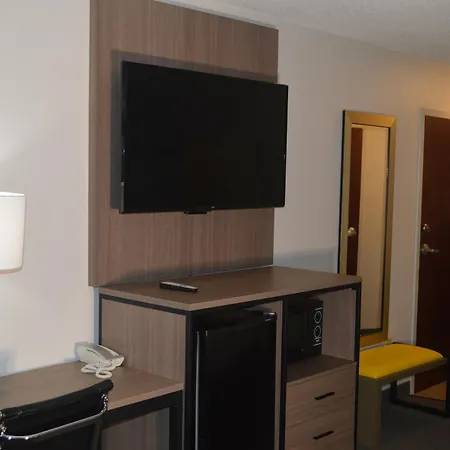 Comfort Inn & Suites Harrisburg-Hershey North-2