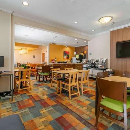 Wingate By Wyndham Great Falls-3
