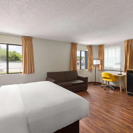 Days Inn By Wyndham Glasgow-3