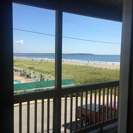 The Skylark Beach Inn-2
