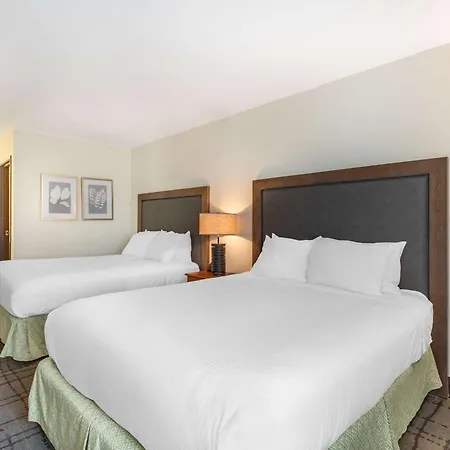 Best Western Plus University Park Inn & Suites-3