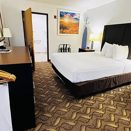 Days Inn By Wyndham North Platte-3