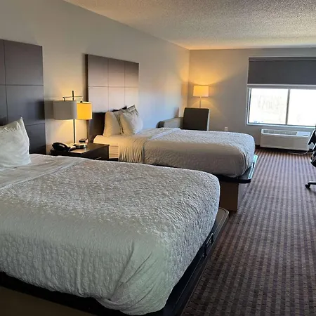 Americinn By Wyndham Columbus Wisconsin-3