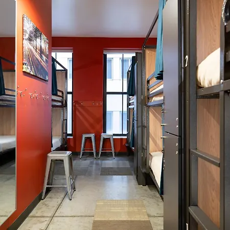 Hi Boston Hostel-2