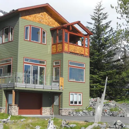 Seward Front Row Bed And Breakfast-3