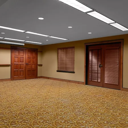 Larkspur Landing Extended Stay Suites Hillsboro-2