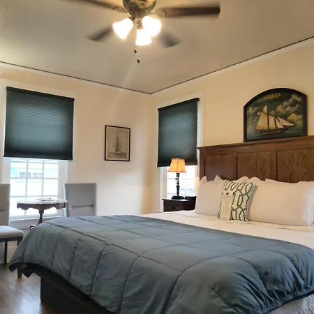Cherokee Lodge-3