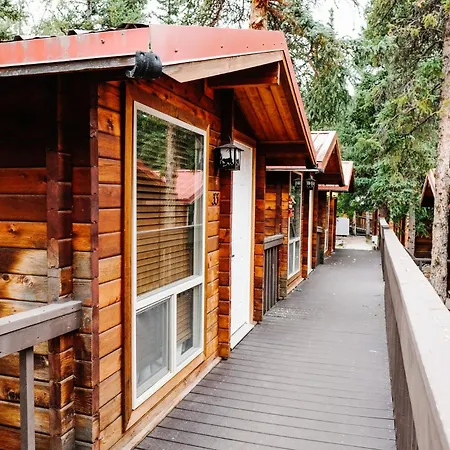 Denali Grizzly Bear Resort-2