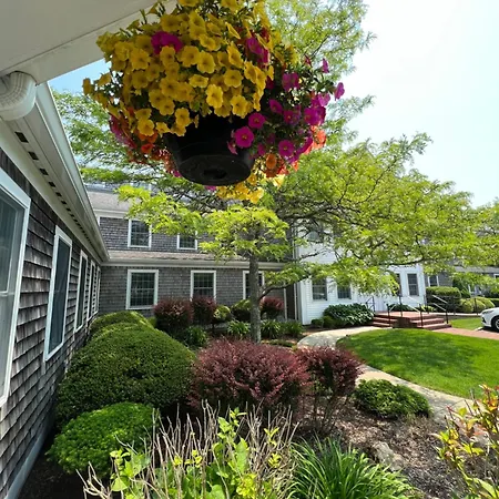 Chatham Wayside Inn-2