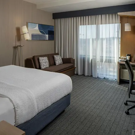 Courtyard By Marriott Jackson Airport/Pearl-2