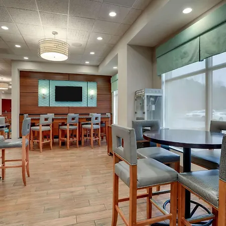 Drury Inn & Suites Charlotte Arrowood-2