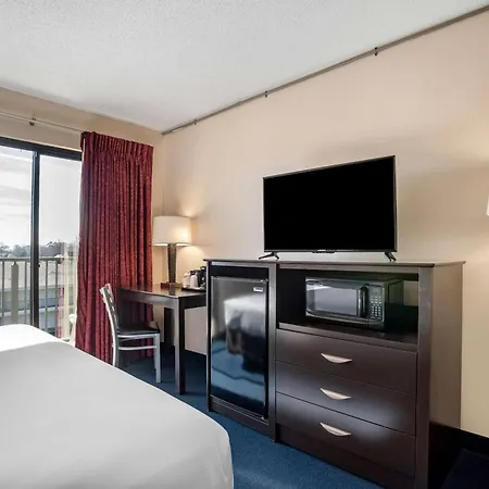 Econo Lodge Inn & Suites Rehoboth Beach-2