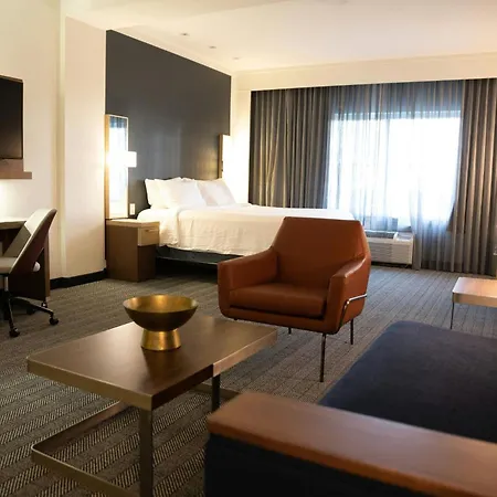 Courtyard By Marriott Philadelphia Springfield-2