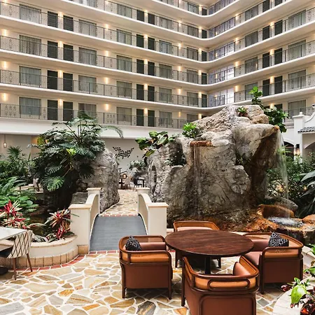 Embassy Suites By Hilton Fort Lauderdale 17Th Street-2