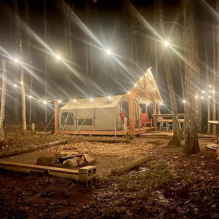 Sailor Springs Glamping-2